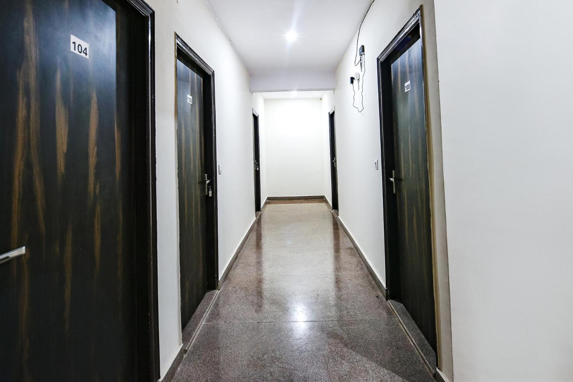 Fabhotel The Yashobhumi Near Yashobhoomi Convention Centre Delhi  Exteriör bild