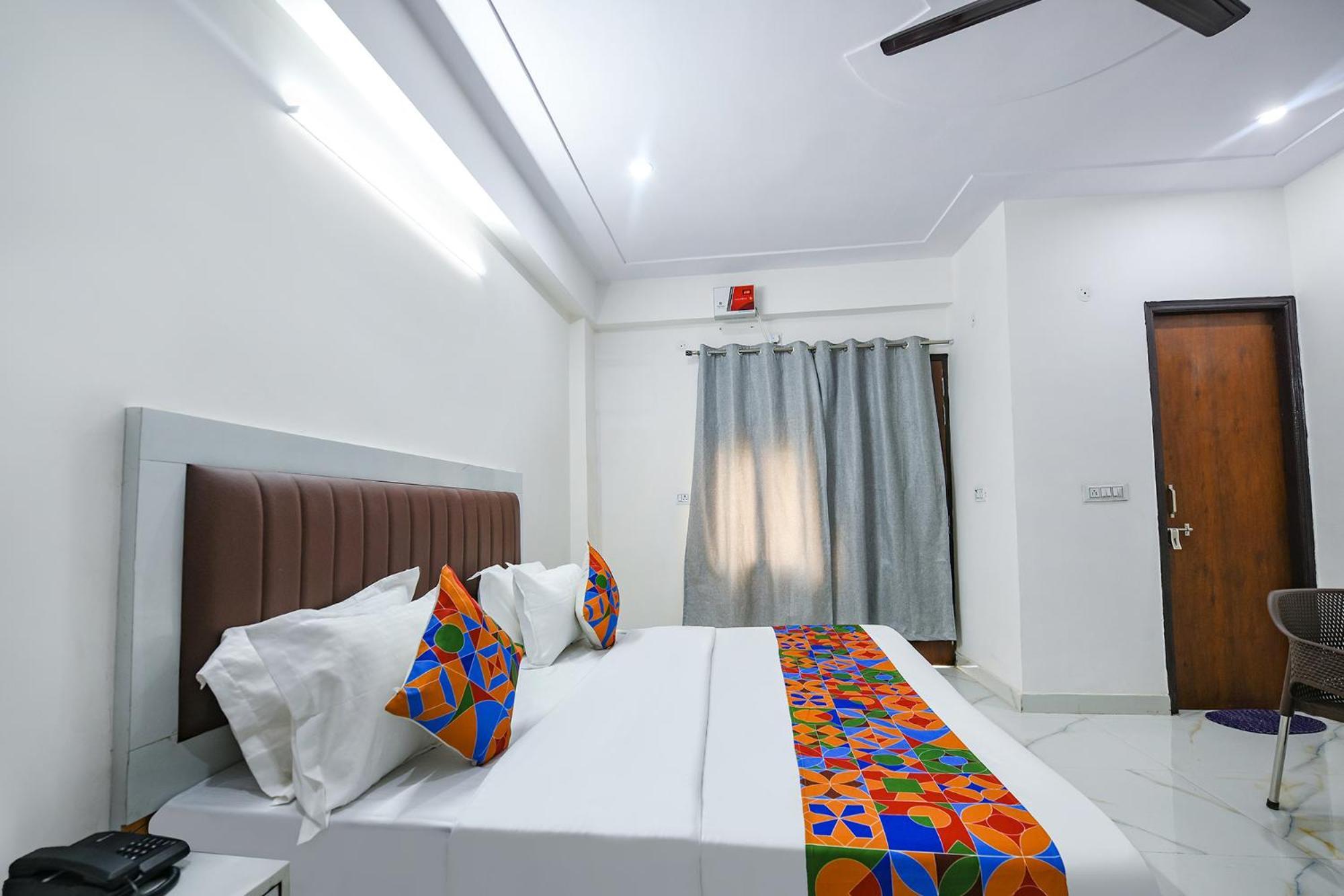 Fabhotel The Yashobhumi Near Yashobhoomi Convention Centre Delhi  Exteriör bild