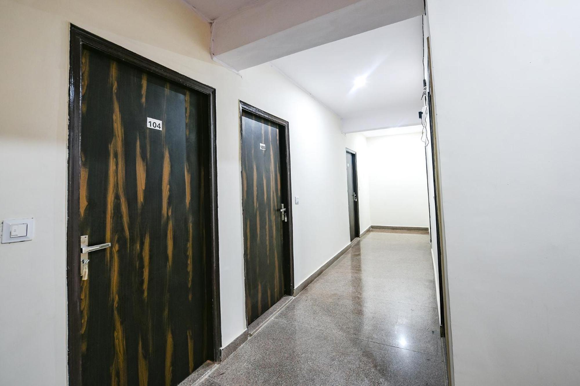 Fabhotel The Yashobhumi Near Yashobhoomi Convention Centre Delhi  Exteriör bild